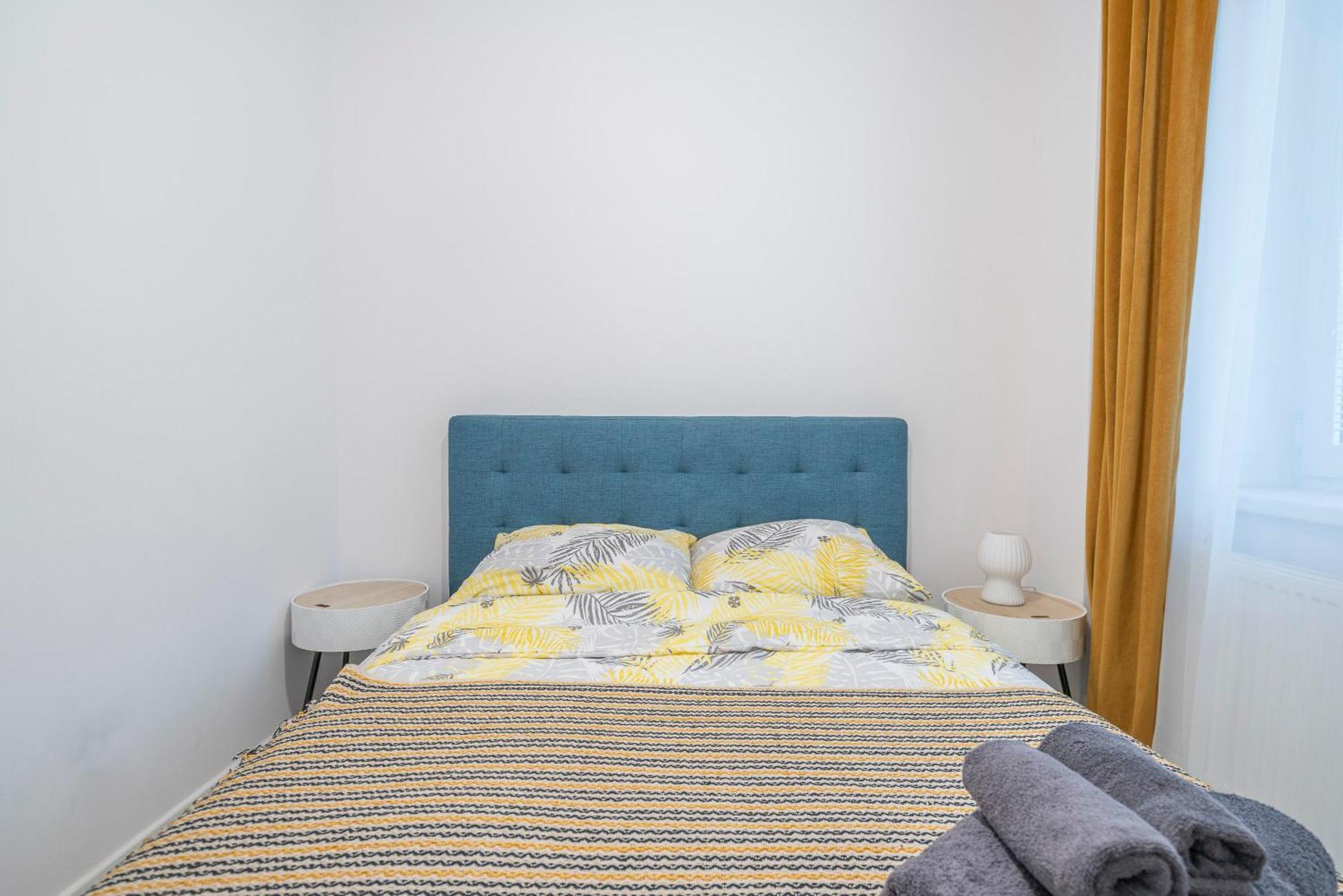 Stylowy Apartament Blue Self Check In 24H Вроцлав Екстер'єр фото