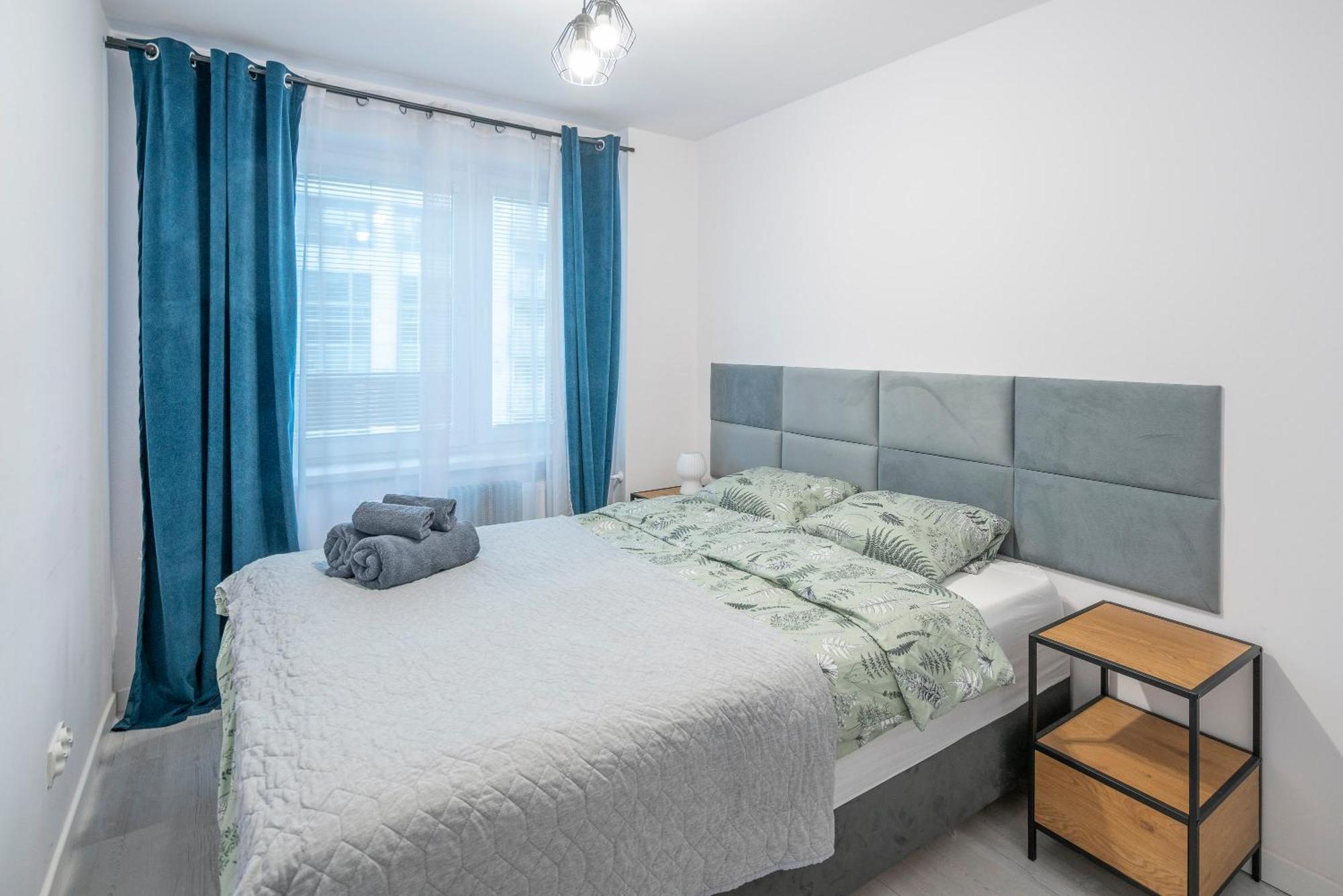 Stylowy Apartament Blue Self Check In 24H Вроцлав Екстер'єр фото