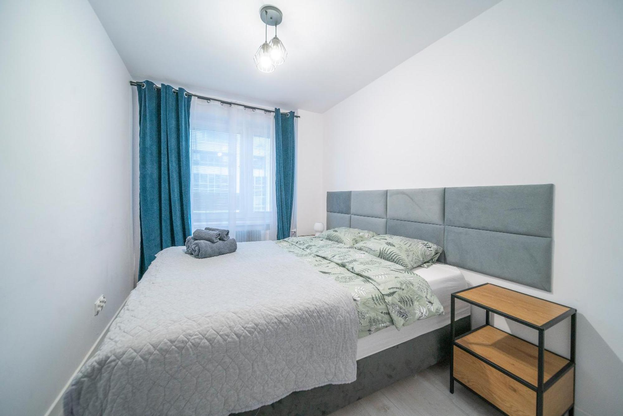 Stylowy Apartament Blue Self Check In 24H Вроцлав Екстер'єр фото